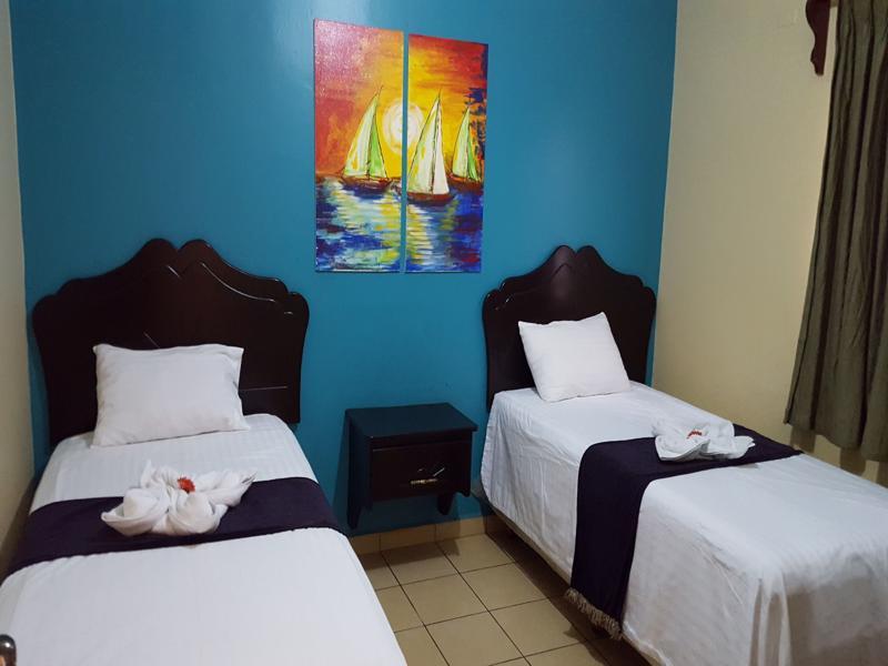 Apart Hotel Pico Bonito La Ceiba Exterior photo