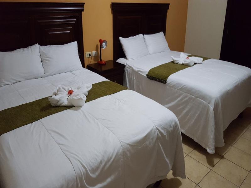 Apart Hotel Pico Bonito La Ceiba Exterior photo