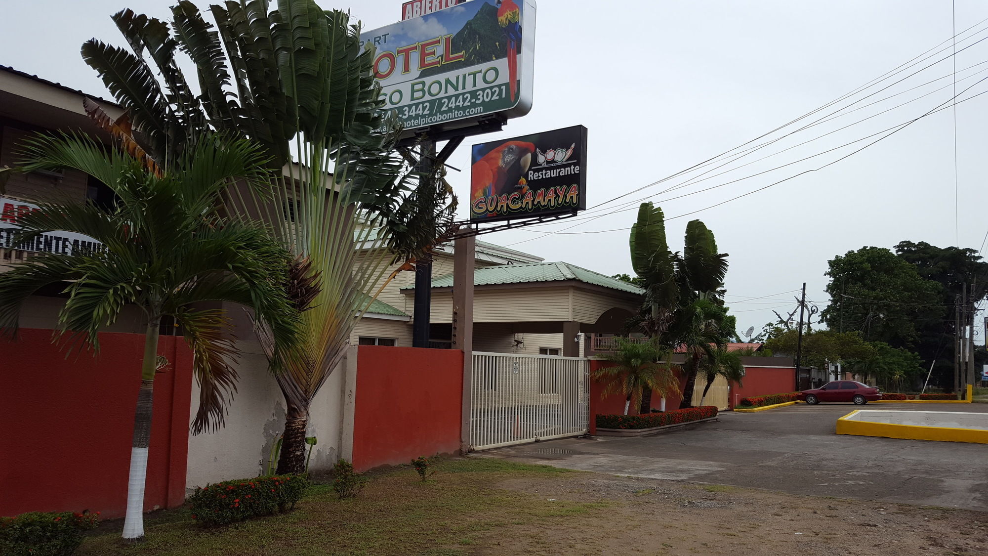 Apart Hotel Pico Bonito La Ceiba Exterior photo