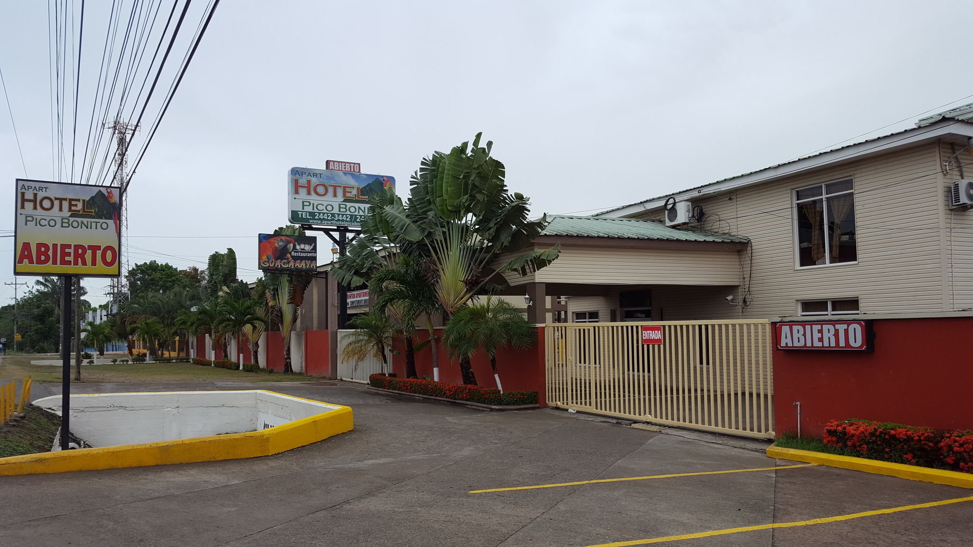 Apart Hotel Pico Bonito La Ceiba Exterior photo